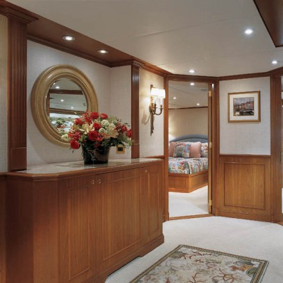 Guest Suite Foyer